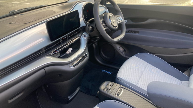 Fiat 500 87kW Icon 42kWh 2dr Auto Electric Convertible